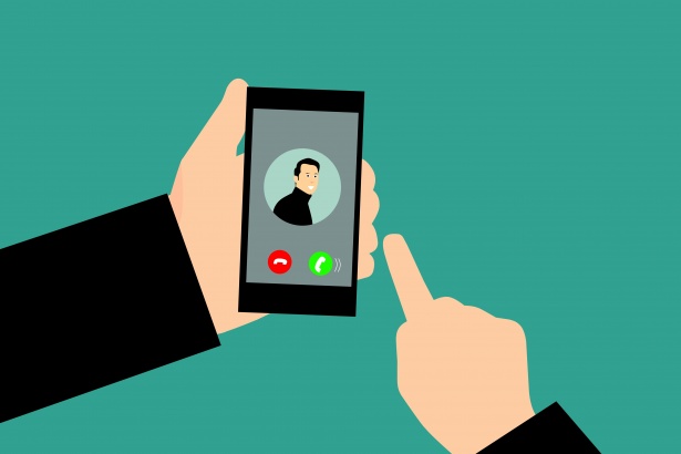 smartphone-call-answer-contact